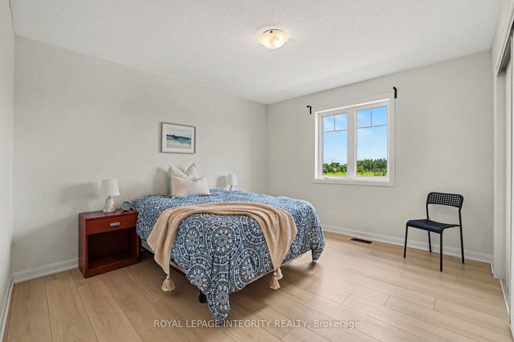 Photo 13 at 301 Cloyne Crescent, Nepean (Half Moon Bay), Ottawa