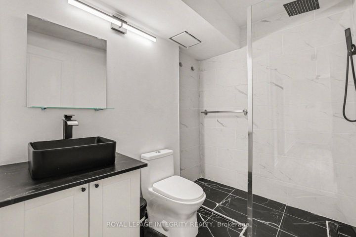 Photo 20 at 301 Cloyne Crescent, Nepean (Half Moon Bay), Ottawa