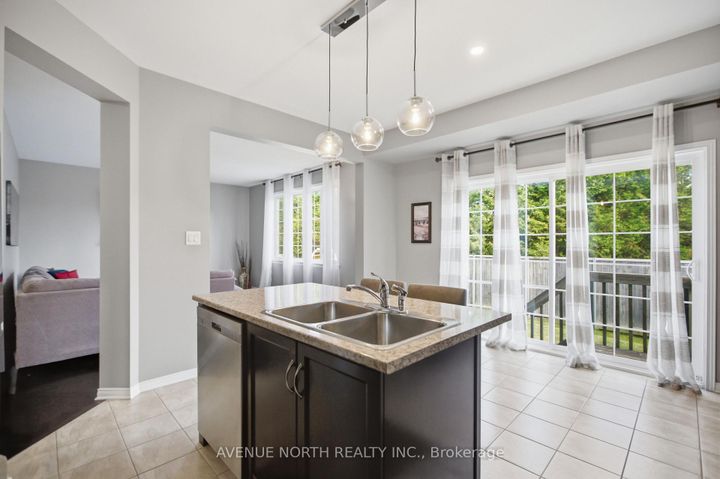 Photo 16 at 112 Sunita Crescent, Nepean (Stonebridge), Ottawa