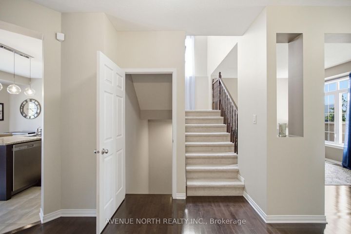 Photo 20 at 112 Sunita Crescent, Nepean (Stonebridge), Ottawa
