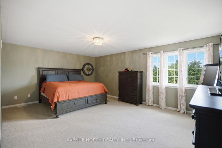 Photo 22 at 112 Sunita Crescent, Nepean (Stonebridge), Ottawa