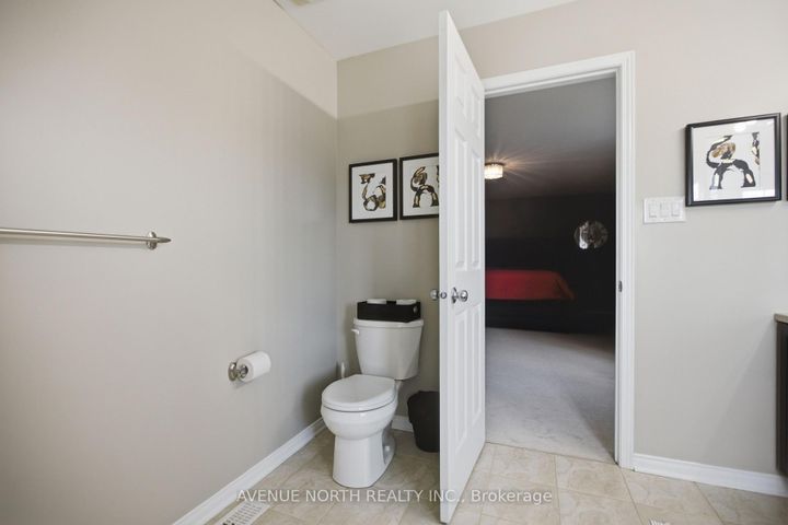 Photo 25 at 112 Sunita Crescent, Nepean (Stonebridge), Ottawa