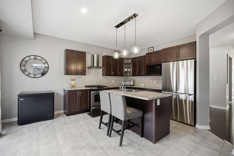 Photo 14 at 112 Sunita Crescent, Nepean (Stonebridge), Ottawa