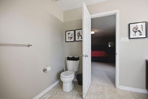 Photo 25 at 112 Sunita Crescent, Nepean (Stonebridge), Ottawa