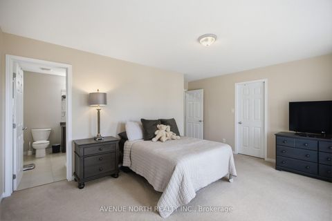 Photo 31 at 112 Sunita Crescent, Nepean (Stonebridge), Ottawa