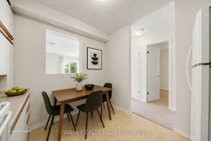 Photo 3 at 63 Armadale Crescent, Nepean (Cedargrove/Fraserdale), Ottawa