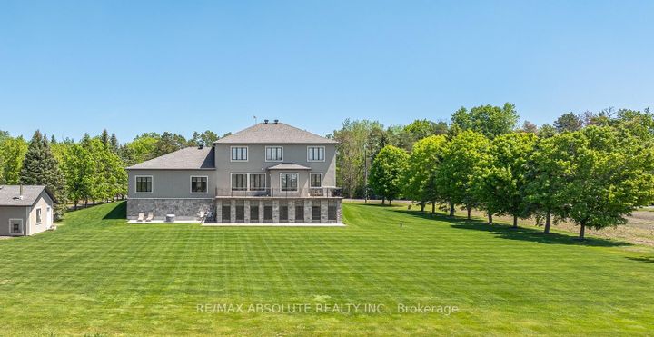 Photo 3 at 3194 Steeple Hill Crescent, Nepean (South of Fallowfield Road), Ottawa