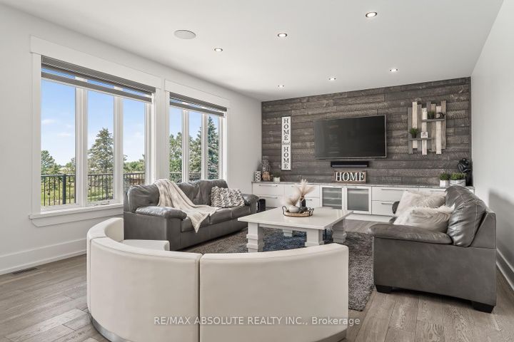 Photo 9 at 3194 Steeple Hill Crescent, Nepean (South of Fallowfield Road), Ottawa