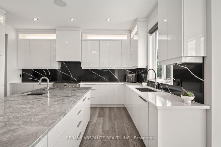 Photo 18 at 3194 Steeple Hill Crescent, Nepean (South of Fallowfield Road), Ottawa