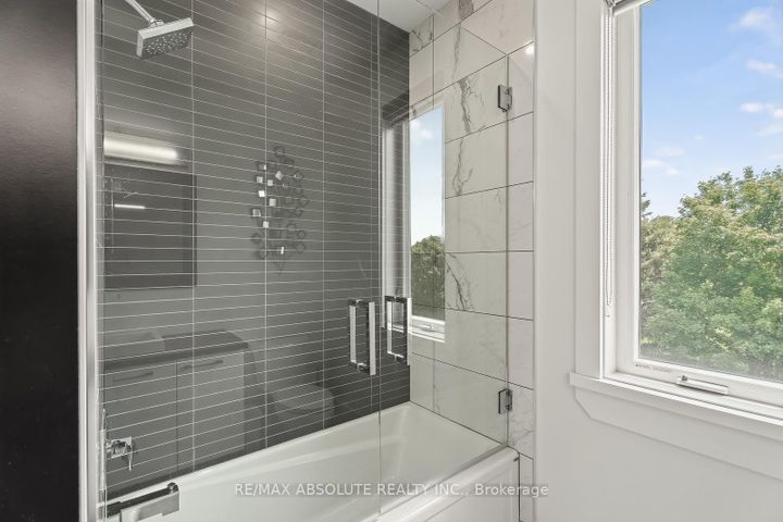 Photo 33 at 3194 Steeple Hill Crescent, Nepean (South of Fallowfield Road), Ottawa