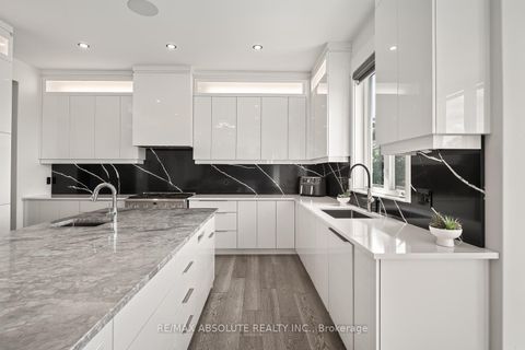 Photo 18 at 3194 Steeple Hill Crescent, Nepean (South of Fallowfield Road), Ottawa