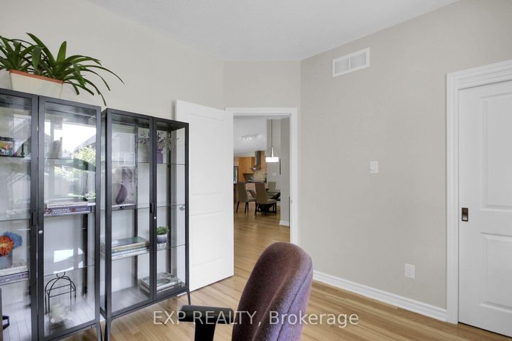Photo 7 at 417 Charing Cross Way, Nepean (Longfields), Ottawa