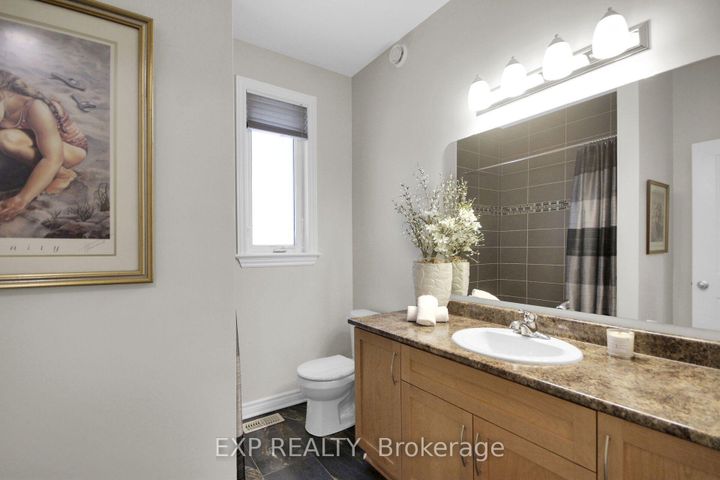 Photo 8 at 417 Charing Cross Way, Nepean (Longfields), Ottawa