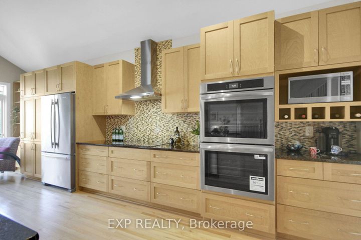 Photo 16 at 417 Charing Cross Way, Nepean (Longfields), Ottawa