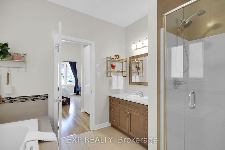 Photo 27 at 417 Charing Cross Way, Nepean (Longfields), Ottawa