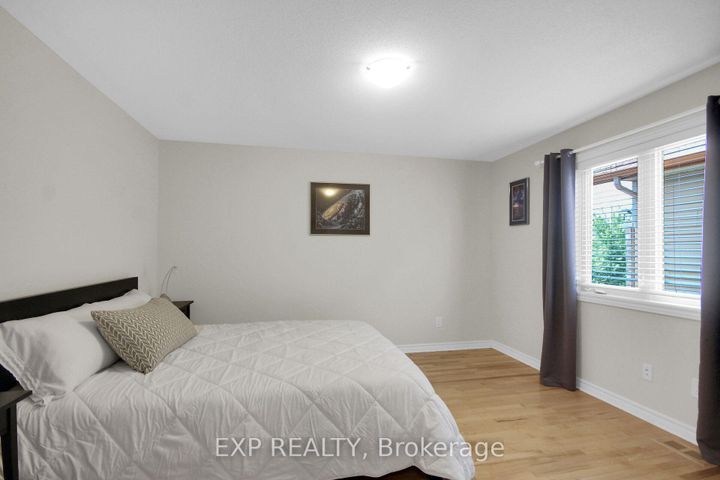 Photo 33 at 417 Charing Cross Way, Nepean (Longfields), Ottawa