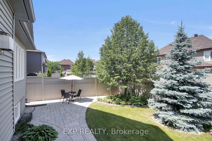 Photo 42 at 417 Charing Cross Way, Nepean (Longfields), Ottawa