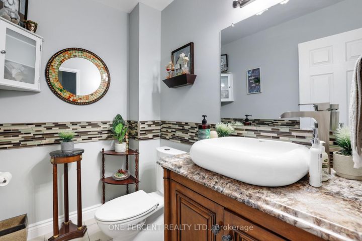 Photo 7 at 59 Woodford Way, Nepean (Longfields), Ottawa