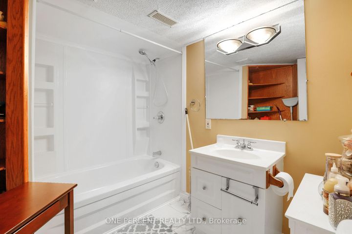 Photo 30 at 59 Woodford Way, Nepean (Longfields), Ottawa