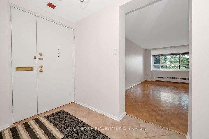 Photo 2 at 201 - 1356 Meadowlands Drive E, Nepean (Borden Farm/Stewart Farm/Carleton Heights/Parkwood Hills), Ottawa