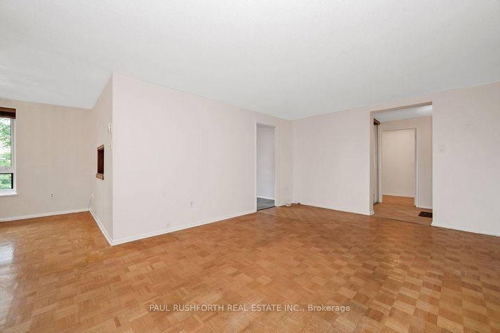 Photo 6 at 201 - 1356 Meadowlands Drive E, Nepean (Borden Farm/Stewart Farm/Carleton Heights/Parkwood Hills), Ottawa