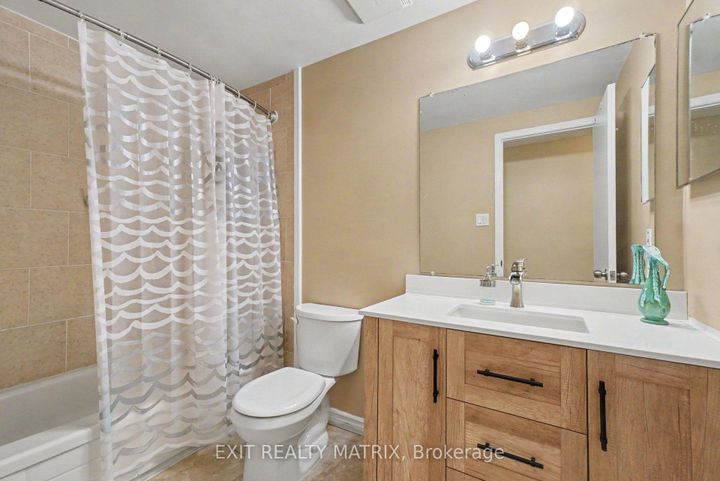 Photo 20 at 30 Bartley Crescent, Nepean (On the Green), Ottawa