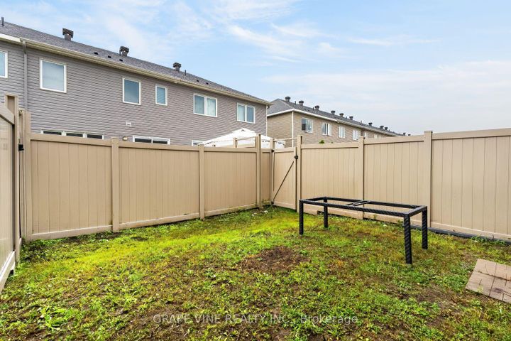Photo 3 at 3566 River Run Avenue, Nepean (Half Moon Bay), Ottawa