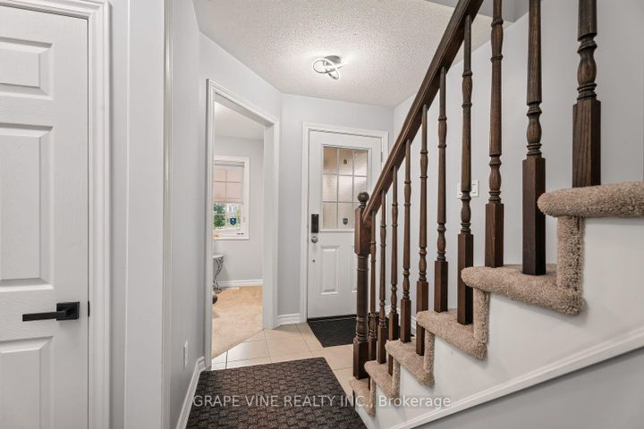 Photo 4 at 3566 River Run Avenue, Nepean (Half Moon Bay), Ottawa