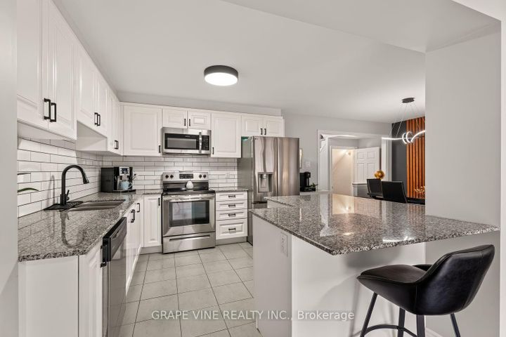 Photo 12 at 3566 River Run Avenue, Nepean (Half Moon Bay), Ottawa