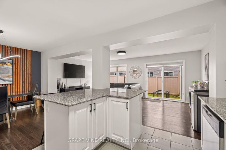 Photo 13 at 3566 River Run Avenue, Nepean (Half Moon Bay), Ottawa