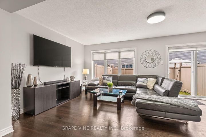 Photo 15 at 3566 River Run Avenue, Nepean (Half Moon Bay), Ottawa