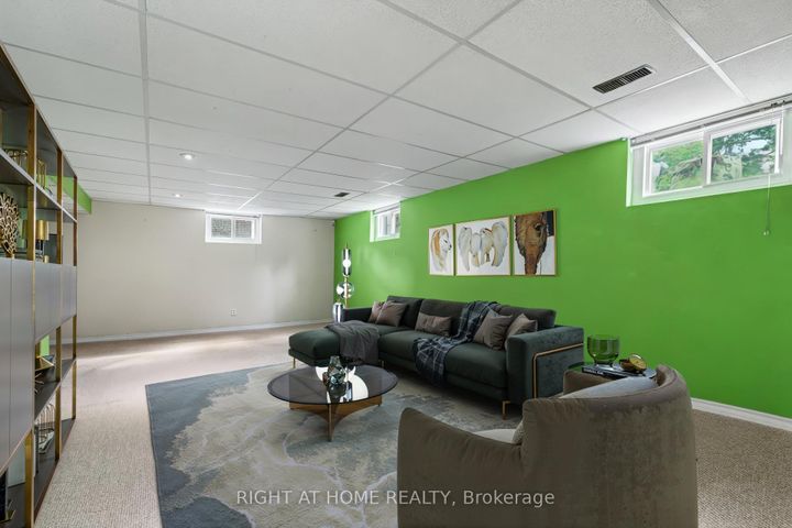 Photo 13 at 1640 FISHER Avenue, Nepean (Borden Farm/Stewart Farm/Carleton Heights/Parkwood Hills), Ottawa