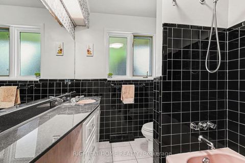 Photo 12 at 1640 FISHER Avenue, Nepean (Borden Farm/Stewart Farm/Carleton Heights/Parkwood Hills), Ottawa