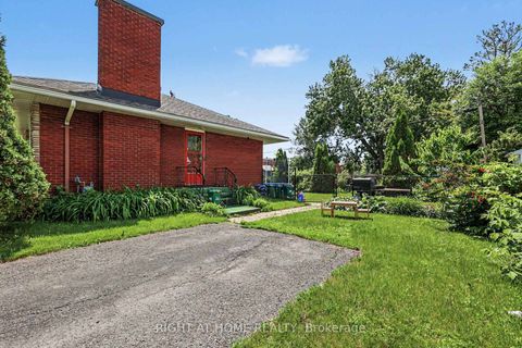 Photo 19 at 1640 FISHER Avenue, Nepean (Borden Farm/Stewart Farm/Carleton Heights/Parkwood Hills), Ottawa