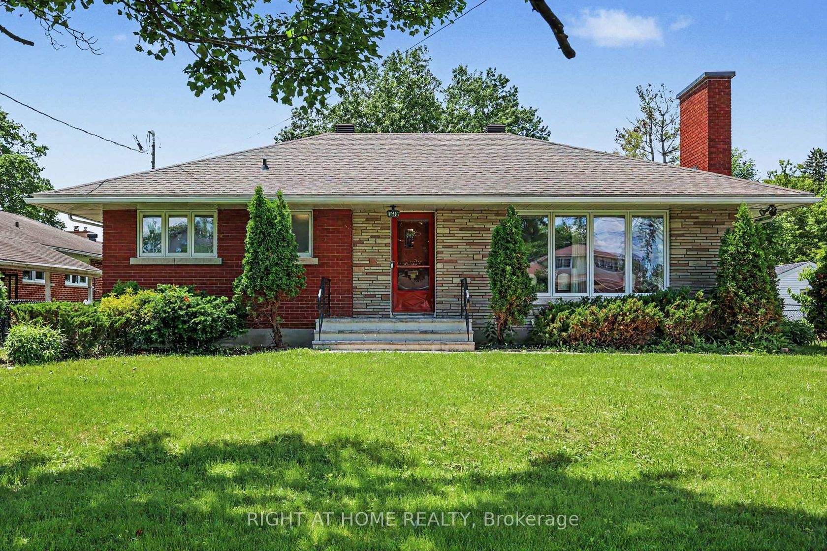 1640 FISHER Avenue, Nepean (Borden Farm/Stewart Farm/Carleton Heights/Parkwood Hills), Ottawa 
