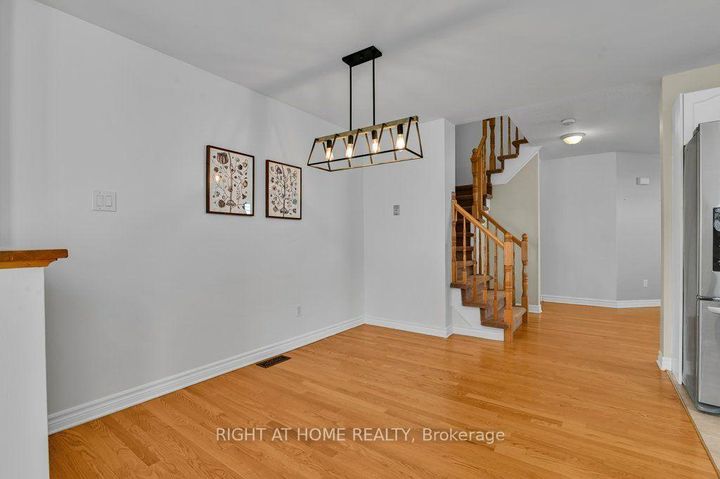 Photo 6 at 198 Deerfox Drive, Nepean (Longfields), Ottawa