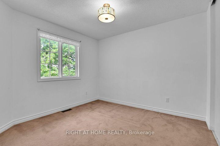 Photo 19 at 198 Deerfox Drive, Nepean (Longfields), Ottawa