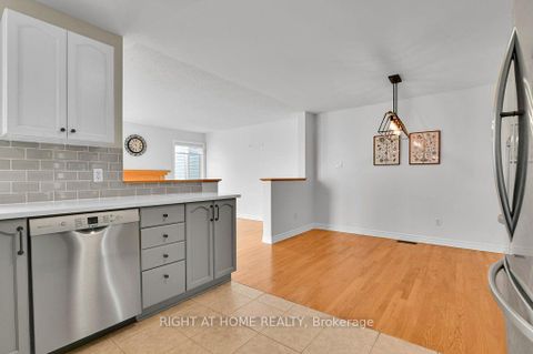 Photo 13 at 198 Deerfox Drive, Nepean (Longfields), Ottawa