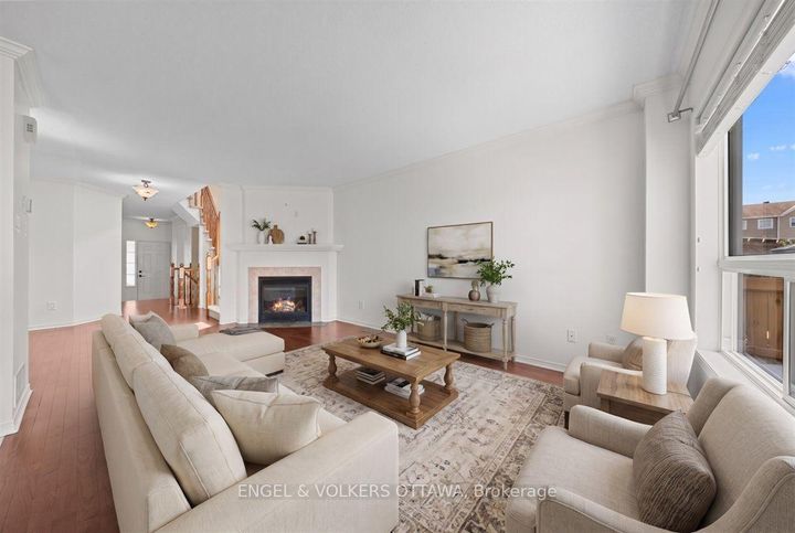 Photo 12 at 789 Cobble Hill Drive, Nepean (Cedargrove/Fraserdale), Ottawa