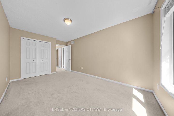 Photo 32 at 789 Cobble Hill Drive, Nepean (Cedargrove/Fraserdale), Ottawa