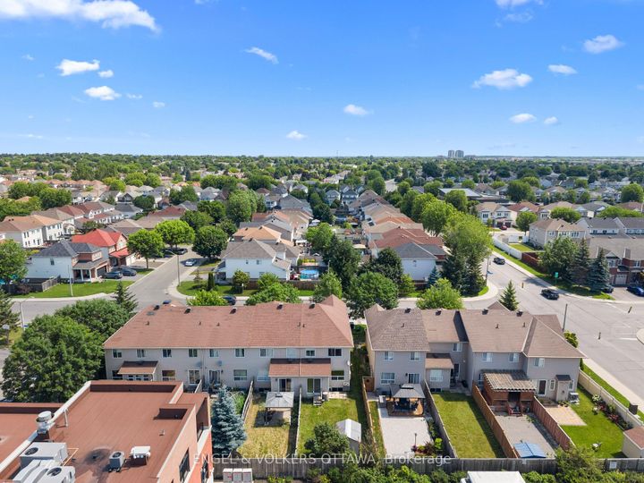 Photo 44 at 789 Cobble Hill Drive, Nepean (Cedargrove/Fraserdale), Ottawa