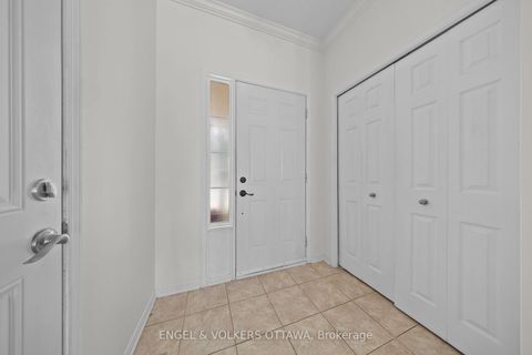 Photo 3 at 789 Cobble Hill Drive, Nepean (Cedargrove/Fraserdale), Ottawa