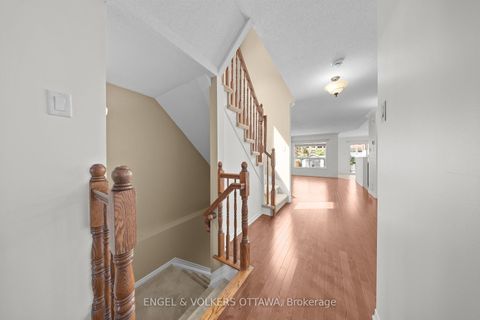 Photo 4 at 789 Cobble Hill Drive, Nepean (Cedargrove/Fraserdale), Ottawa