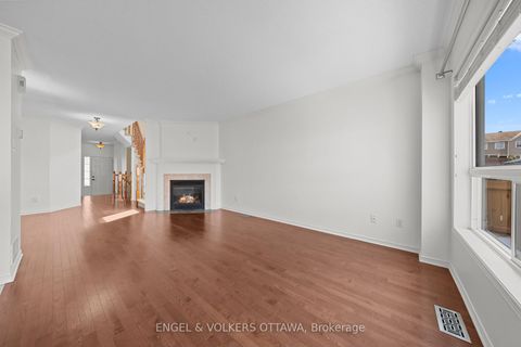 Photo 11 at 789 Cobble Hill Drive, Nepean (Cedargrove/Fraserdale), Ottawa