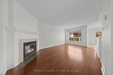 Photo 14 at 789 Cobble Hill Drive, Nepean (Cedargrove/Fraserdale), Ottawa