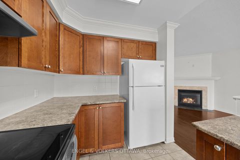 Photo 17 at 789 Cobble Hill Drive, Nepean (Cedargrove/Fraserdale), Ottawa