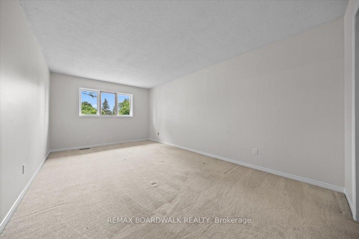 Photo 20 at 42 Pickwick Drive, Nepean (Cedargrove/Fraserdale), Ottawa