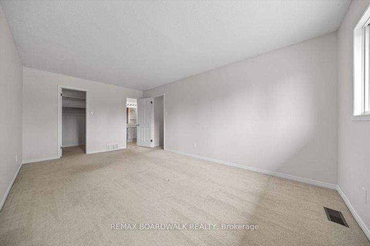 Photo 21 at 42 Pickwick Drive, Nepean (Cedargrove/Fraserdale), Ottawa