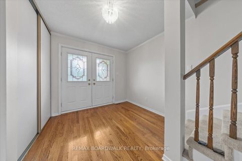 Photo 3 at 42 Pickwick Drive, Nepean (Cedargrove/Fraserdale), Ottawa
