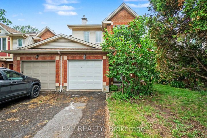Photo 1 at 11 Longshire Circle, Nepean (Longfields), Ottawa